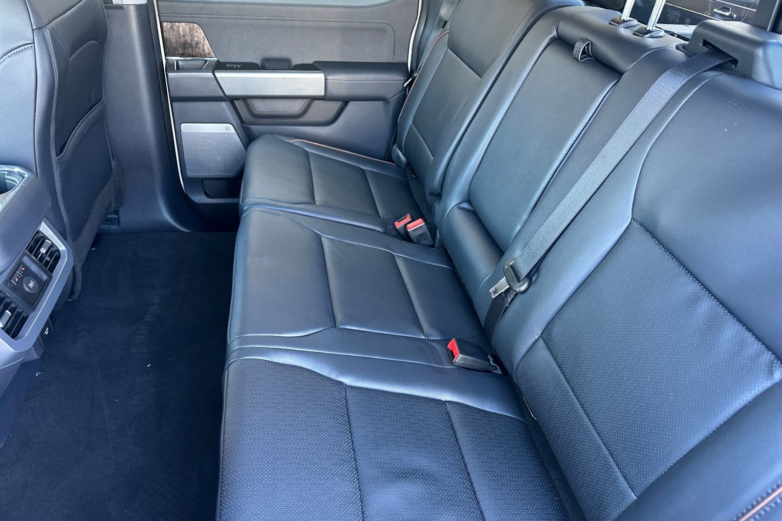 New 2026 Ford F350 Lariat w/ Lariat Ultimate Package image 11