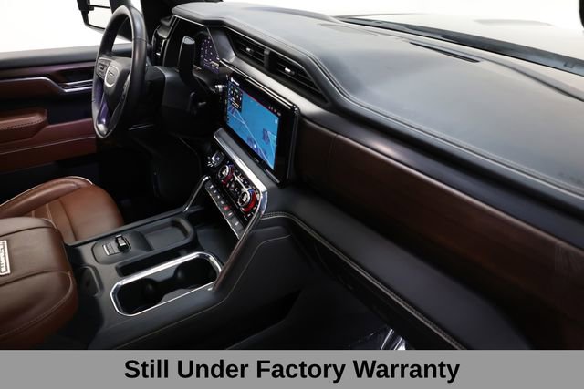 Used 2024 GMC Sierra 3500 Denali Ultimate AWD/4WD image 16