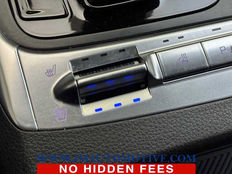 Used 2025 Kia Carnival SX Prestige image 36