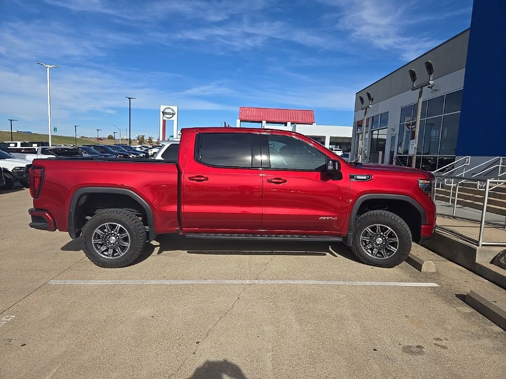 Used 2024 GMC Sierra 1500 AT4 w/ Technology Package image 2