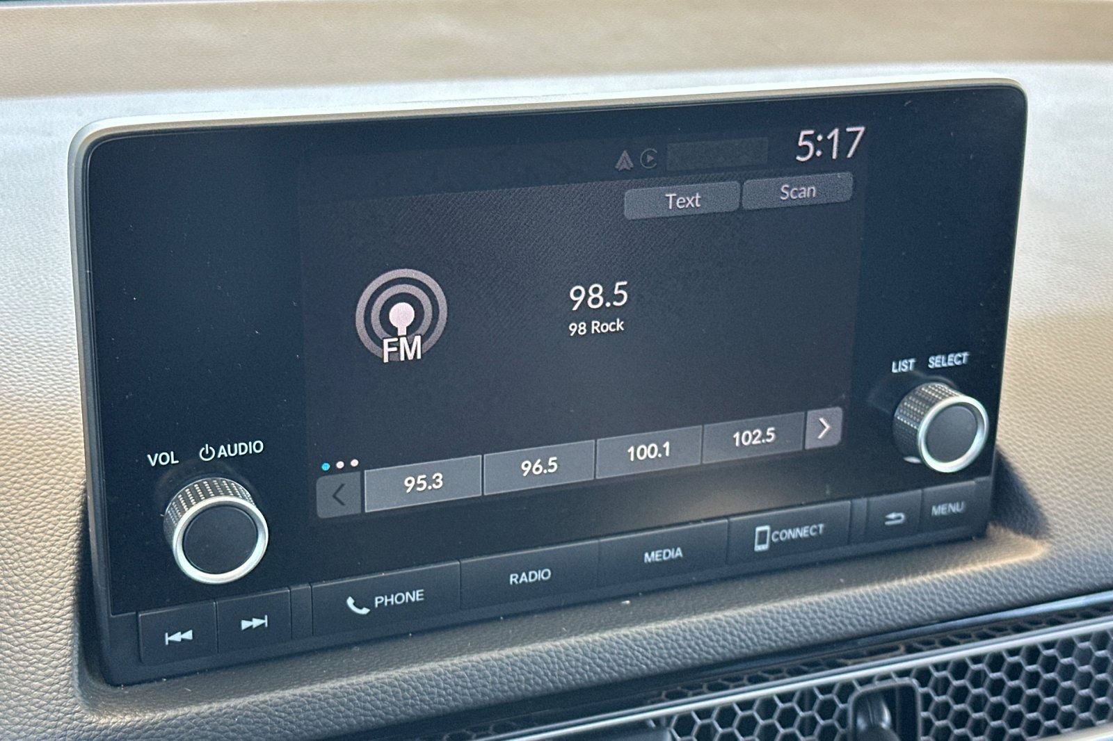 Used 2025 Honda Civic Sport image 17