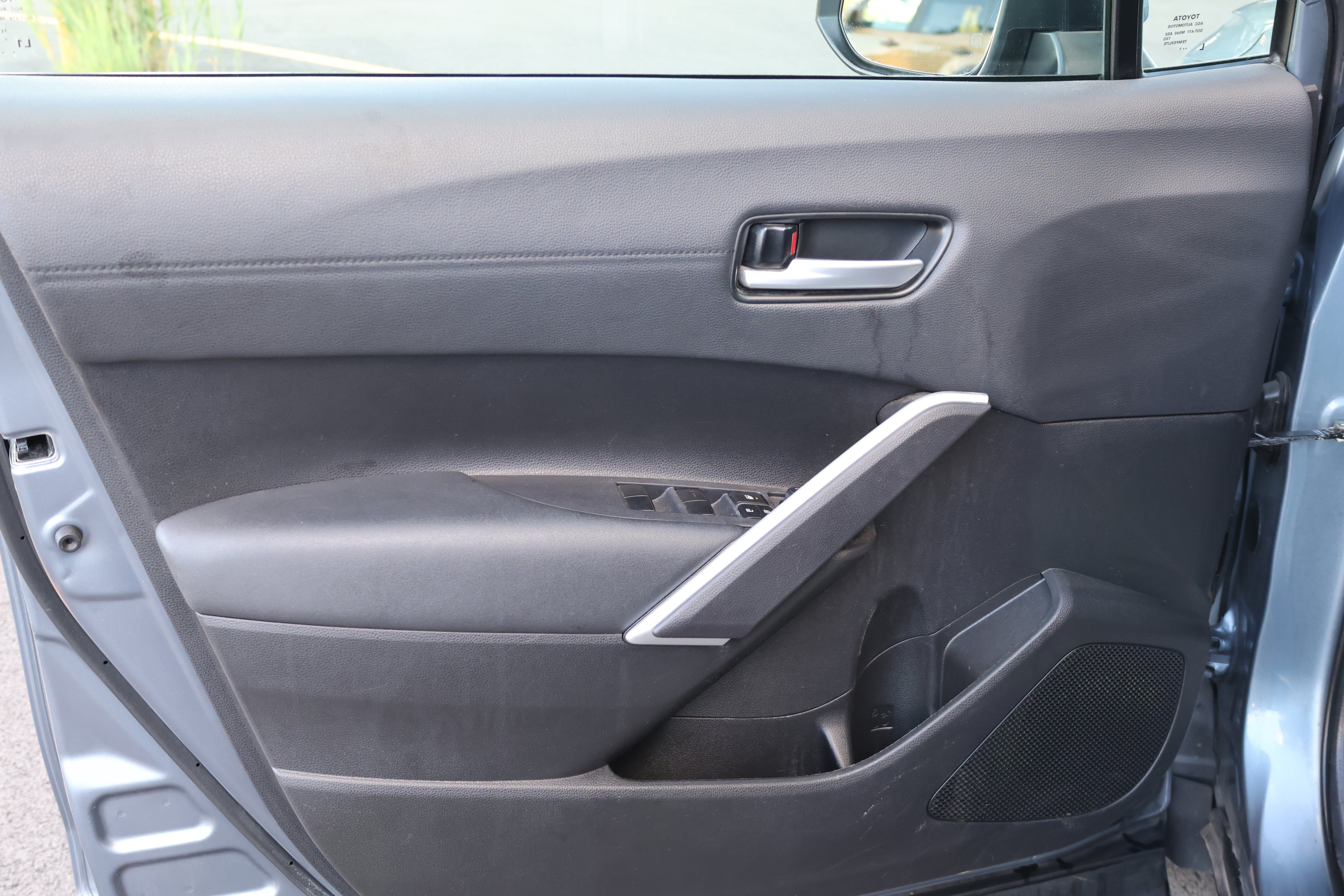 Certified 2024 Toyota Corolla Cross XLE FWD image 18