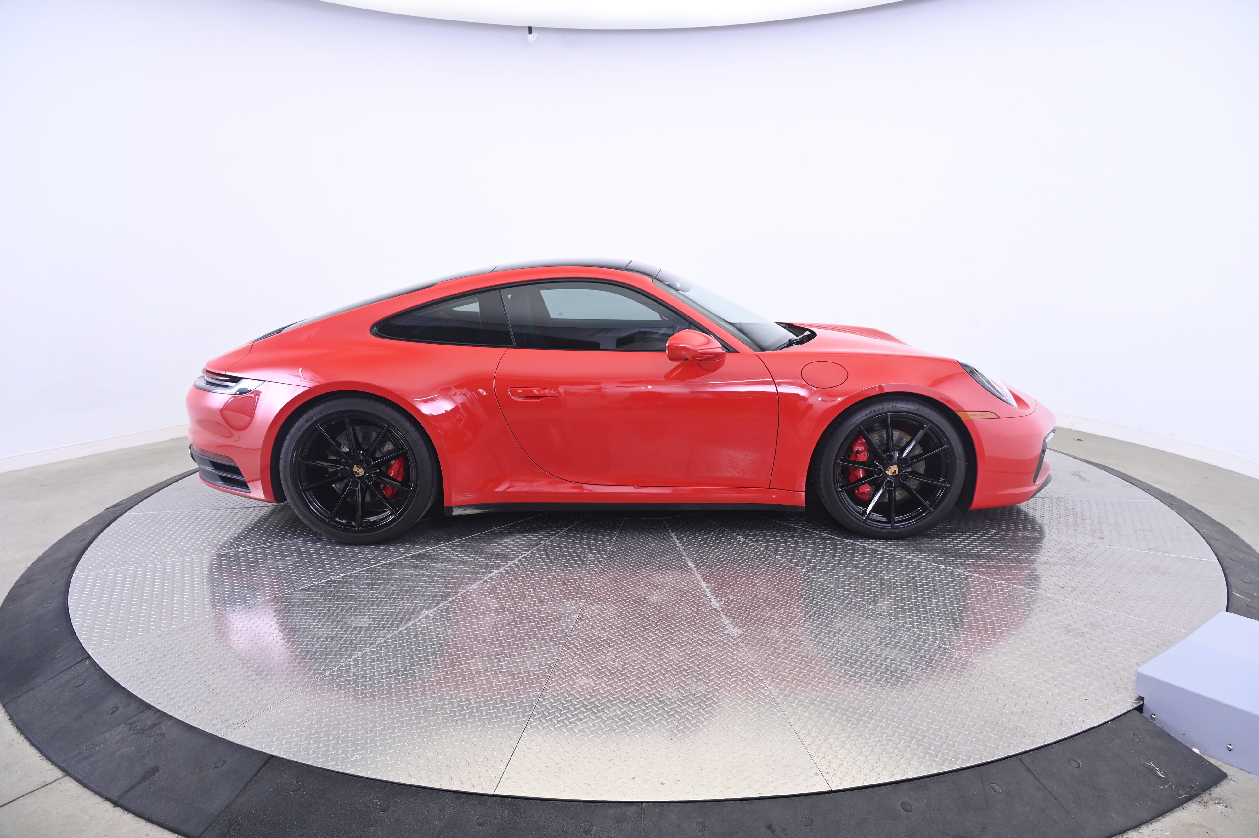 Used 2022 Porsche 911 Carrera S RWD image 8