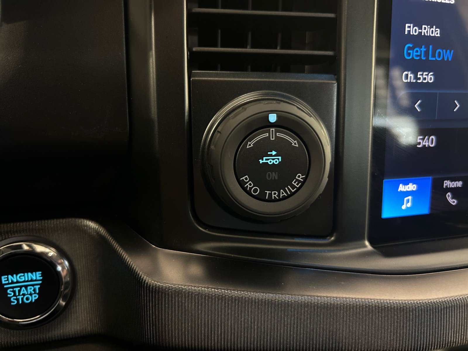 Used 2025 Ford F250 Platinum AWD/4WD image 19