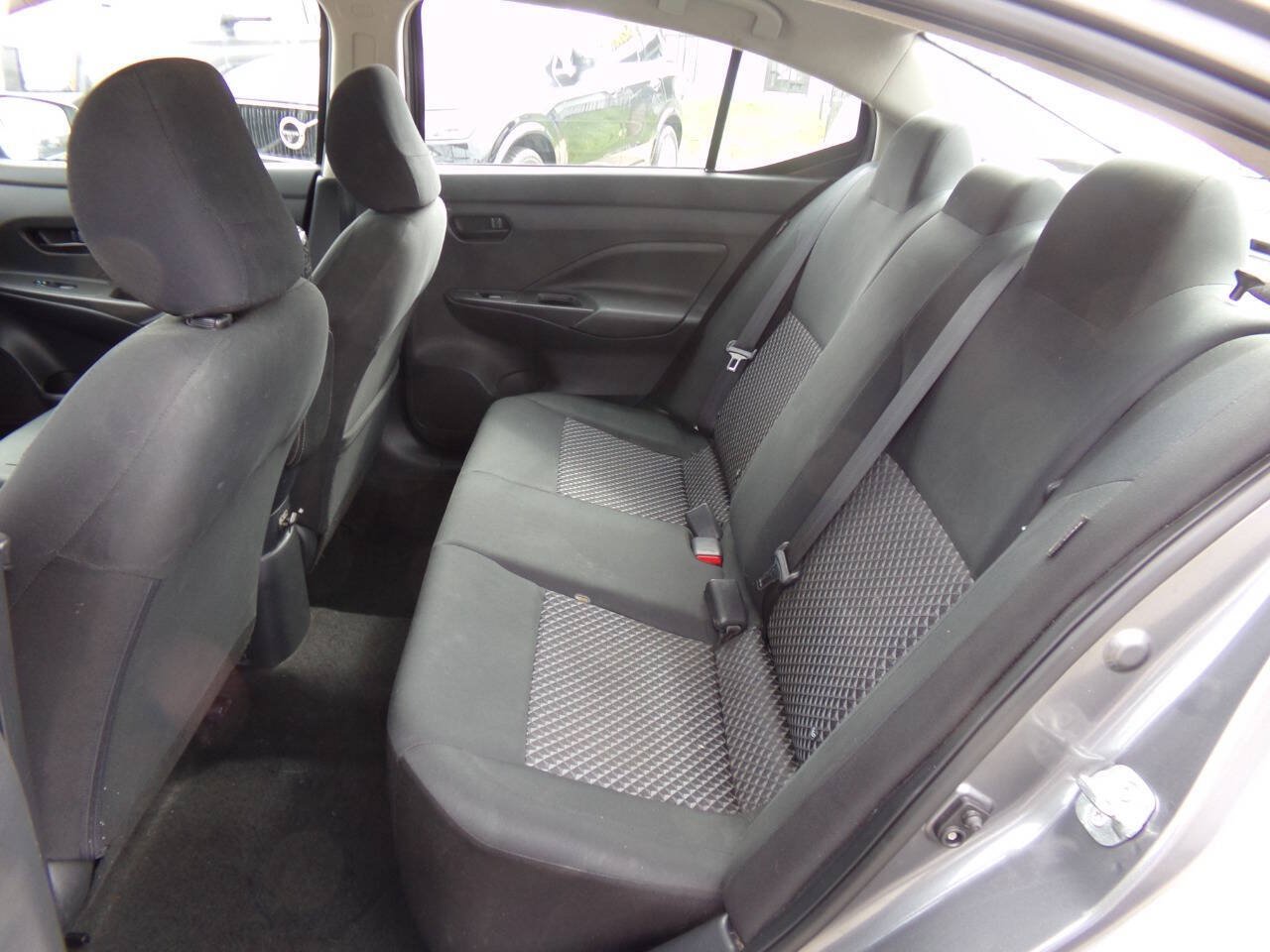 Used 2020 Nissan Versa S FWD image 8