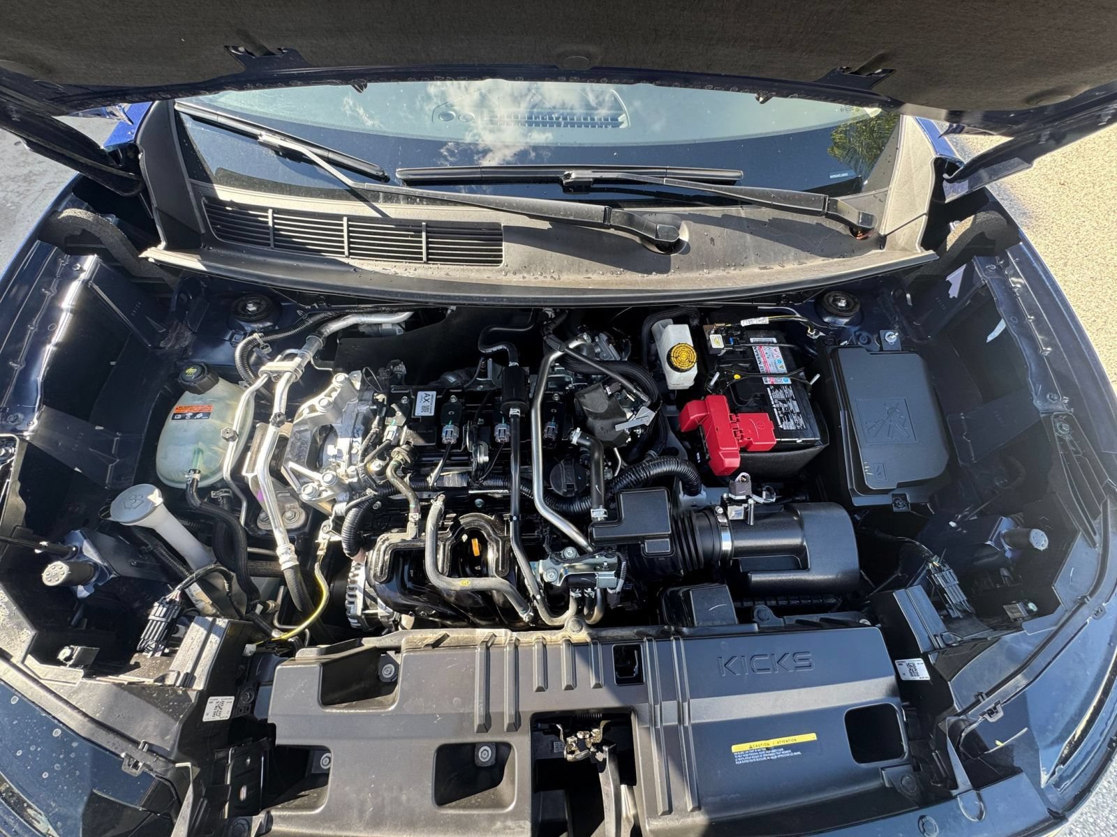 Used 2026 Nissan Kicks SR FWD image 31