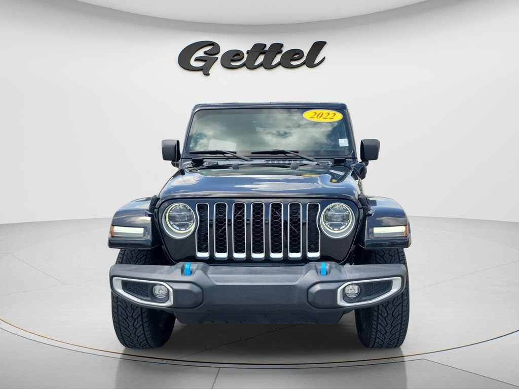Used 2022 Jeep Wrangler Unlimited Sahara w/ Cold Weather Group AWD/4WD image 2