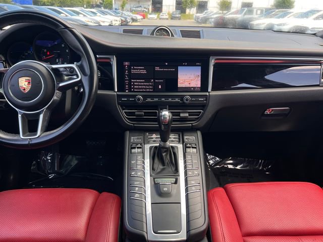 Used 2019 Porsche Macan AWD/4WD image 16