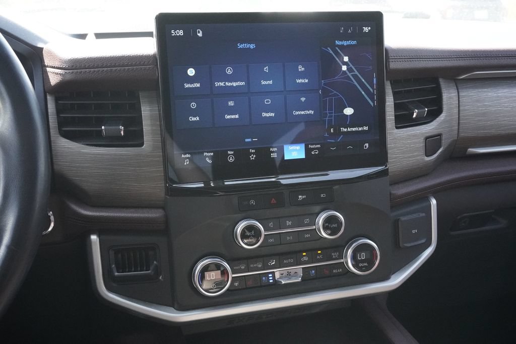 Used 2024 Ford Expedition Max Limited AWD/4WD image 14