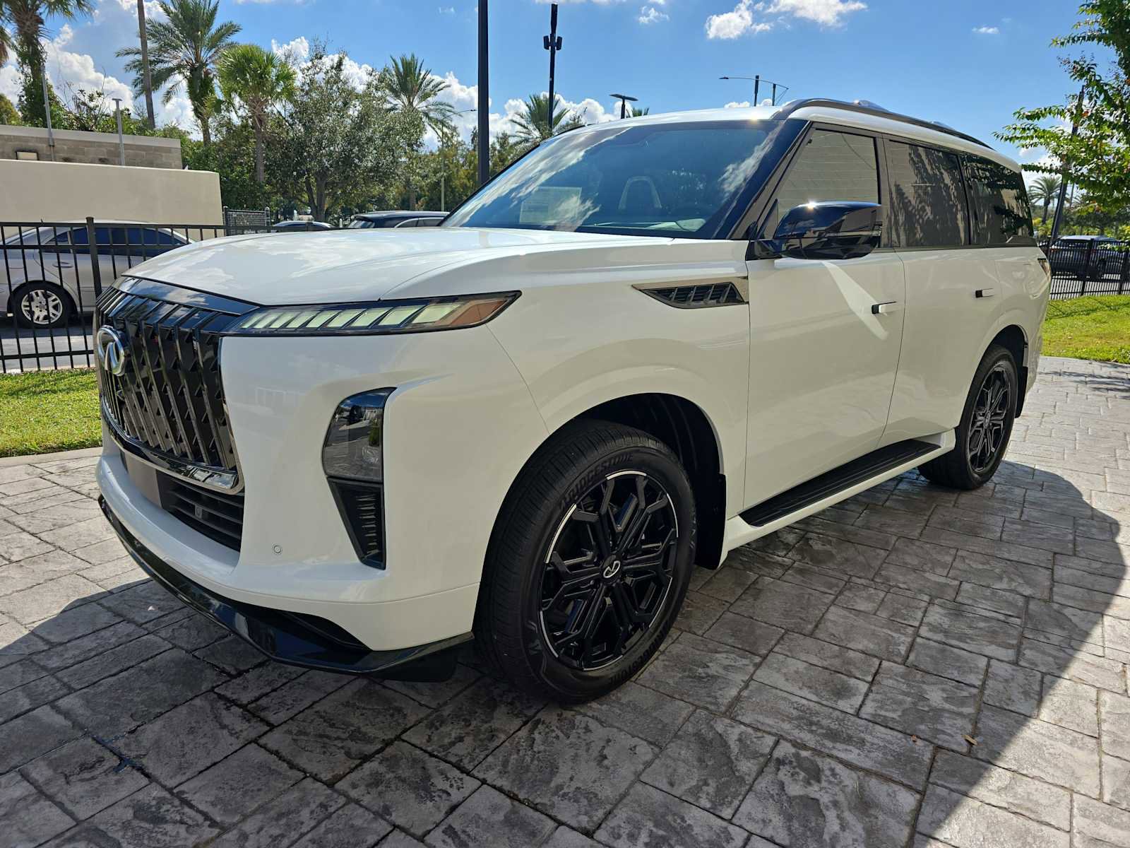 New 2026 INFINITI QX80 4WD w/ Sport Exterior Package image 8