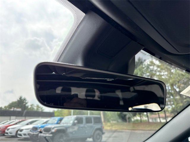 New 2025 Jeep Grand Cherokee L Altitude image 26