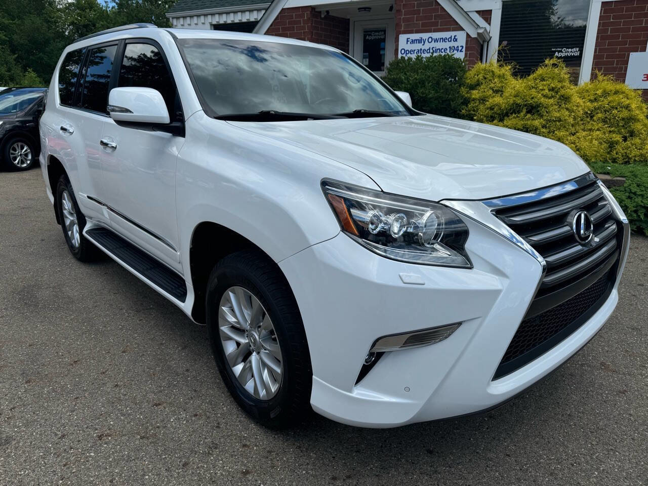 Used 2014 Lexus GX 460 image 6