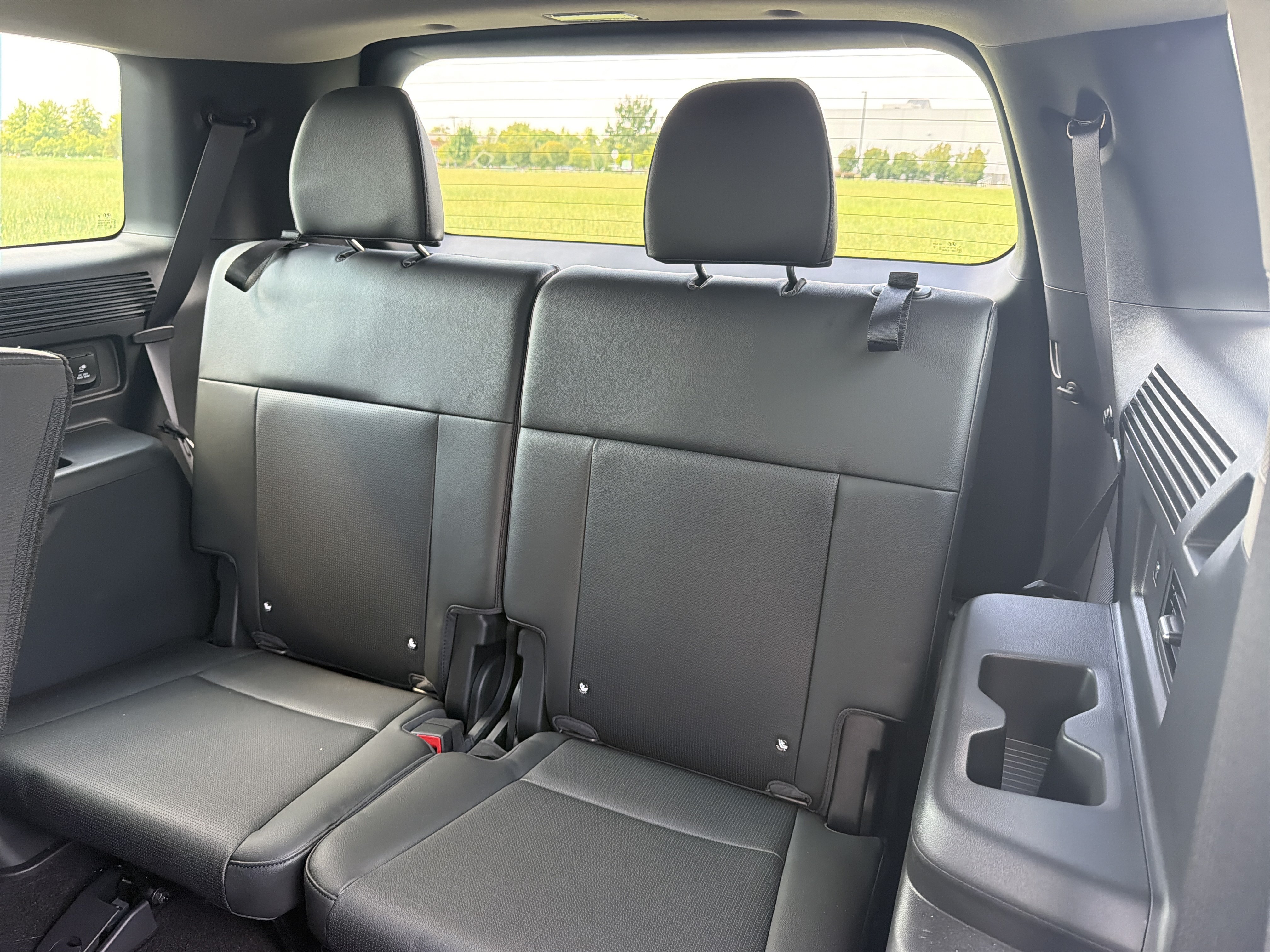 Used 2024 Hyundai Santa Fe Limited FWD image 27