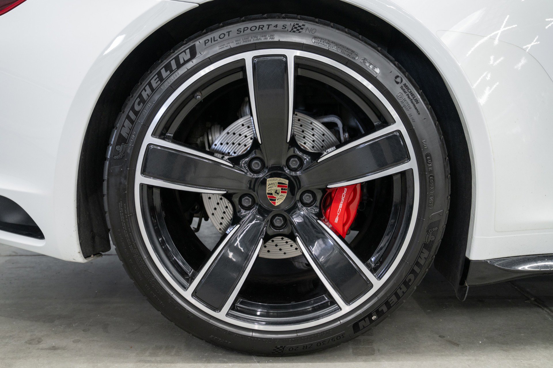 Used 2019 Porsche 911 Targa 4S AWD/4WD image 40