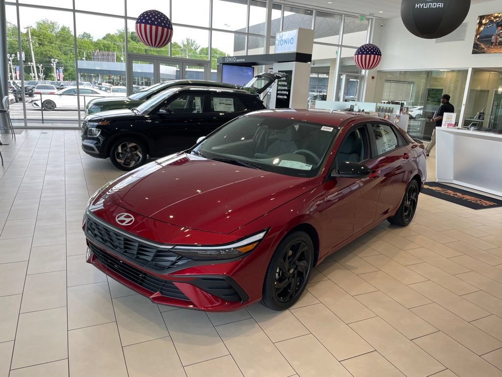New 2026 Hyundai Elantra SEL