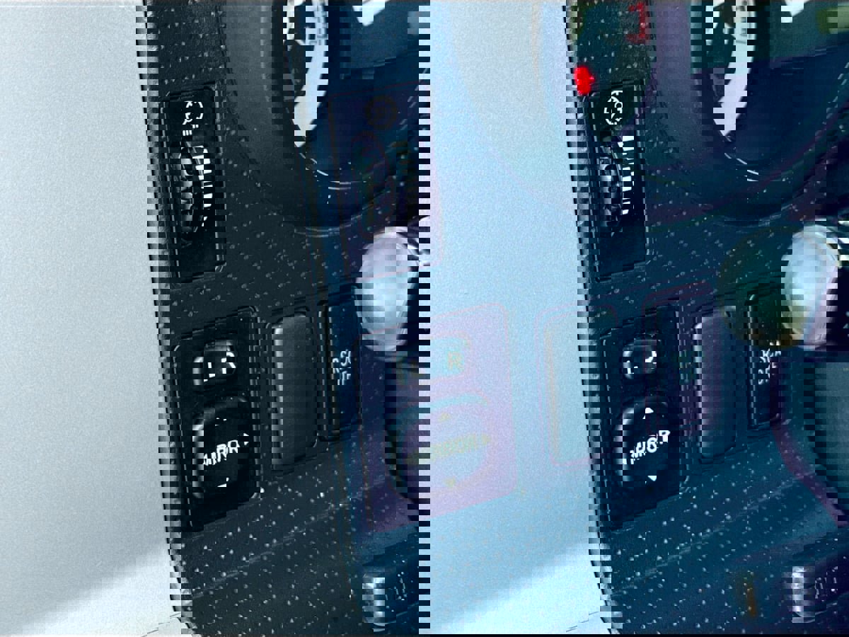 Used 2013 Toyota FJ Cruiser 4WD image 11