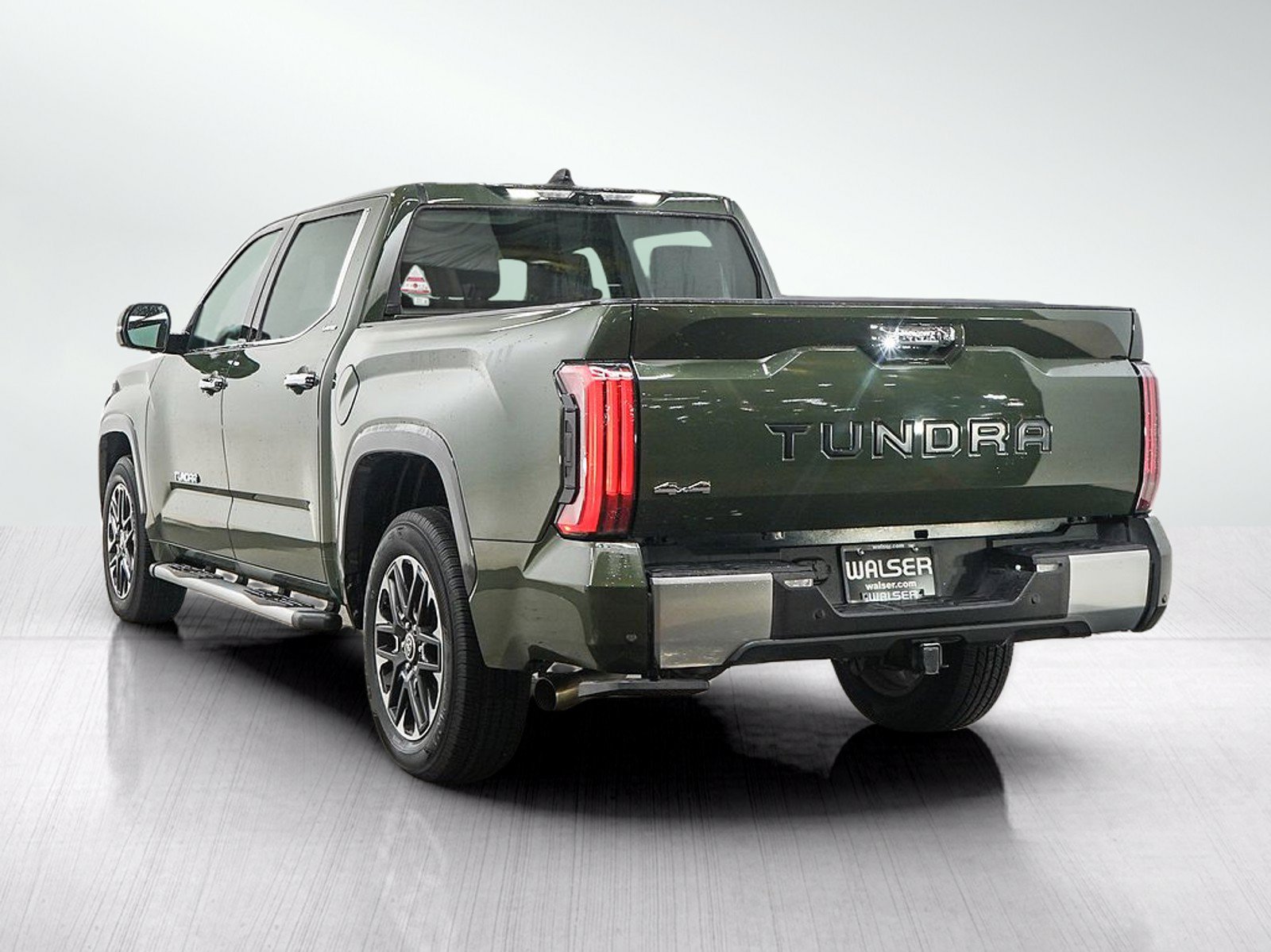 Used 2023 Toyota Tundra Limited AWD/4WD image 5
