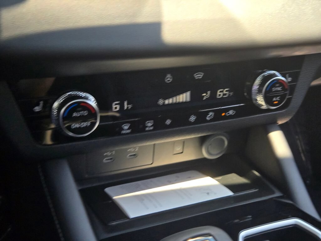 New 2026 Mitsubishi Outlander SE AWD/4WD image 24