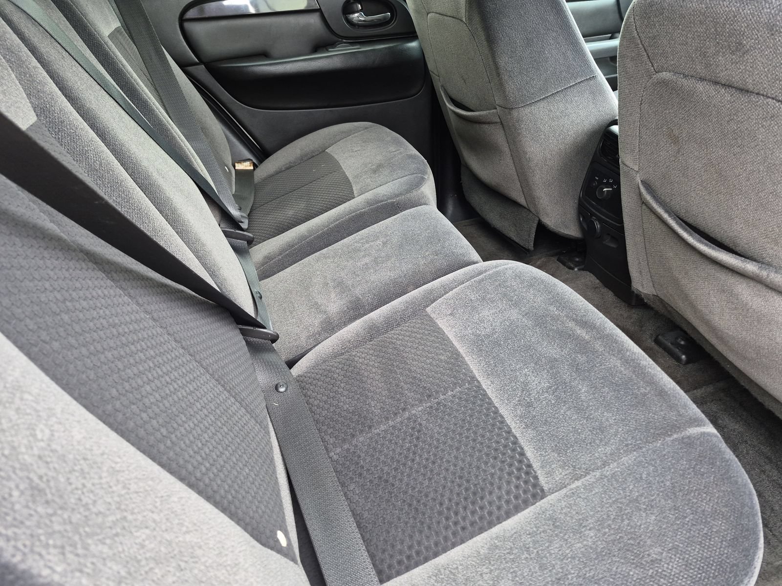 Used 2008 GMC Envoy SLE AWD/4WD image 20