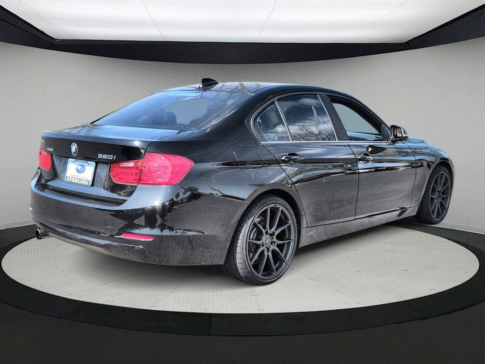 Used 2014 BMW 320i xDrive Sedan image 8
