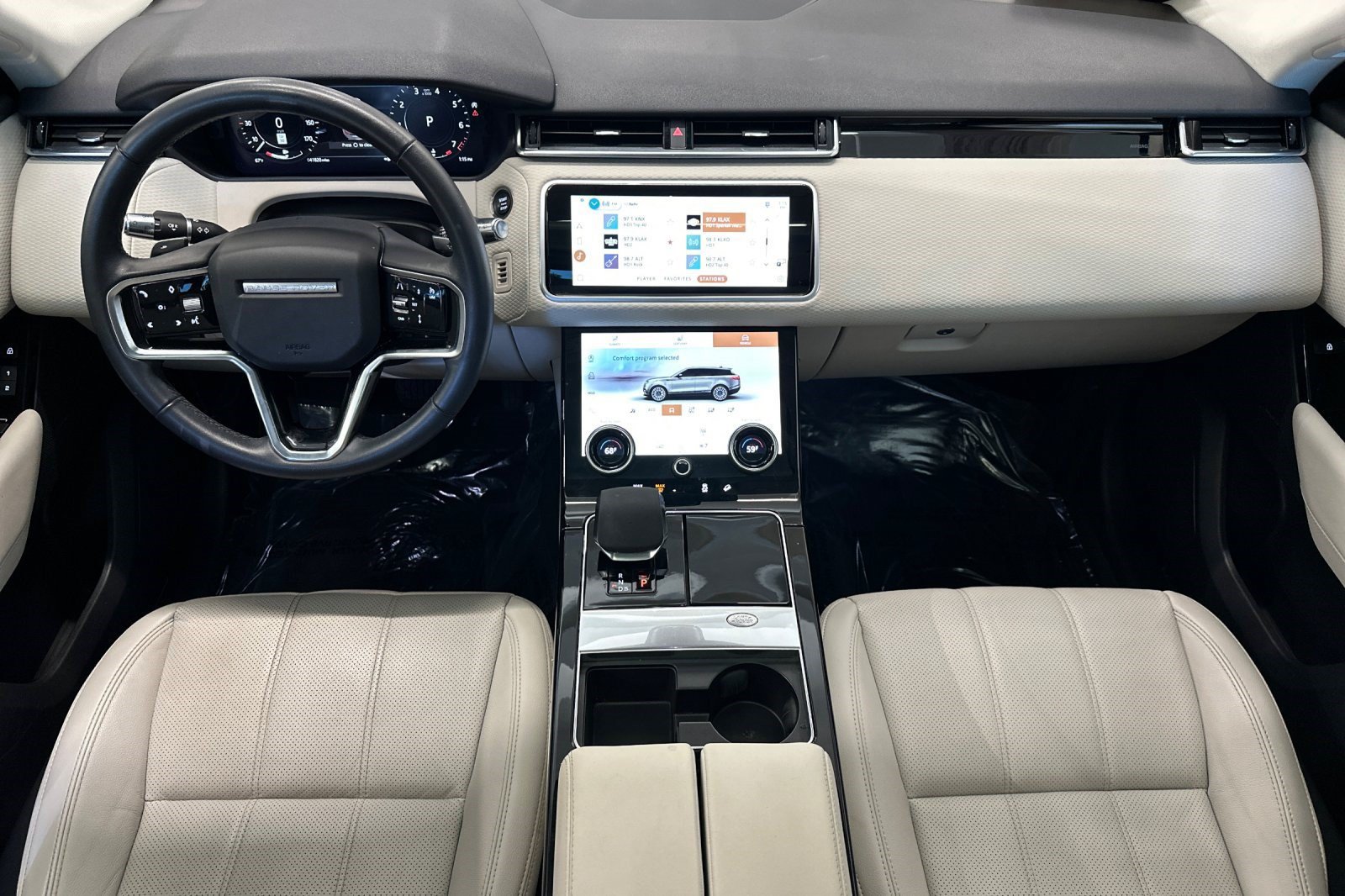 Used 2023 Land Rover Range Rover Velar S AWD/4WD image 15