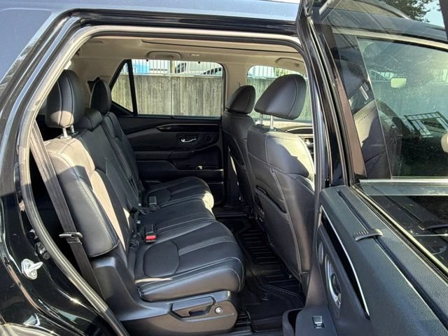 Used 2023 Honda Pilot Touring image 35