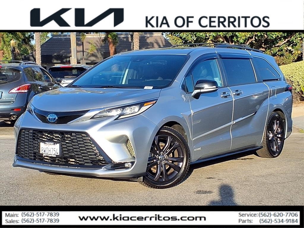 Used 2021 Toyota Sienna XSE