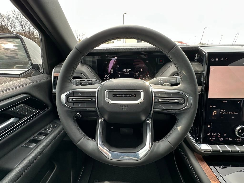 Used 2025 GMC Yukon XL Denali w/ Sun & Power Step Package image 11