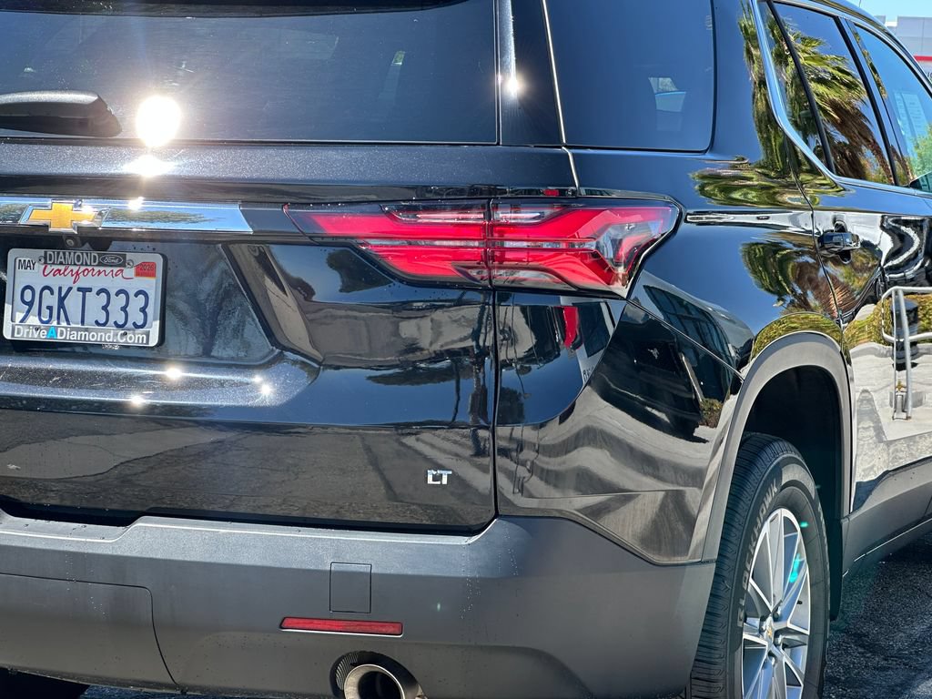 Used 2023 Chevrolet Traverse LT w/ LPO, Cargo Package AWD/4WD image 8