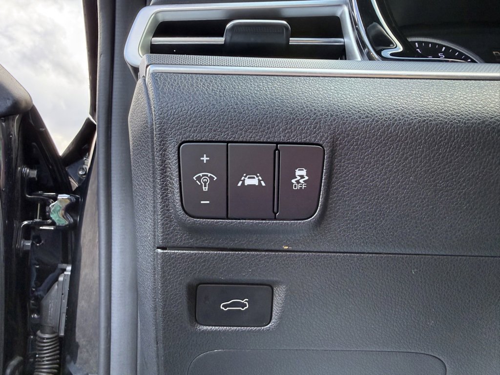 Used 2023 Kia K5 GT-Line w/ GT-Line Premium Package image 17