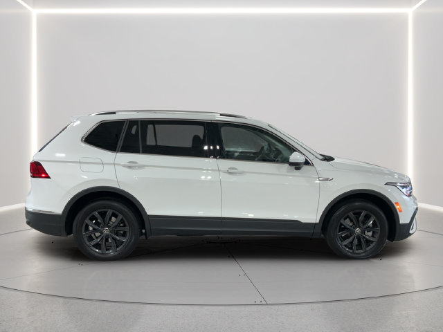 Certified 2024 Volkswagen Tiguan SE AWD/4WD image 7