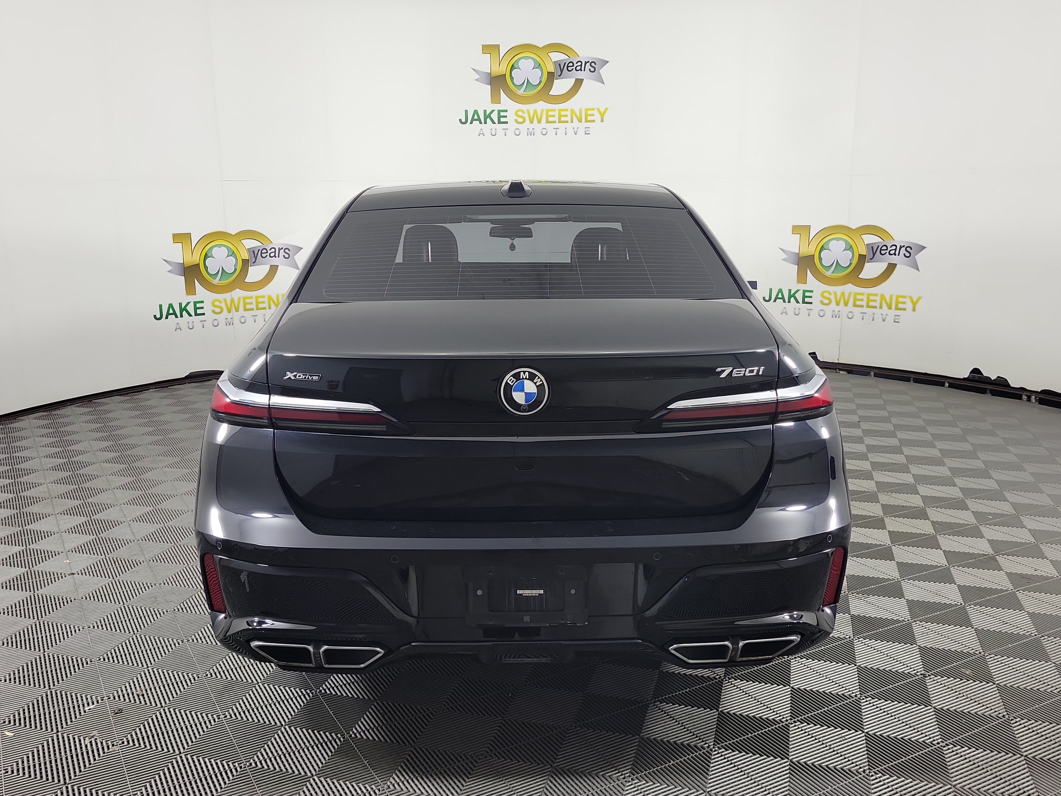 Certified 2023 BMW 760i xDrive AWD/4WD image 6