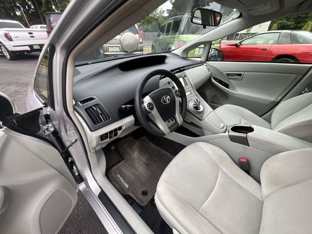 Used 2014 Toyota Prius Two FWD image 8