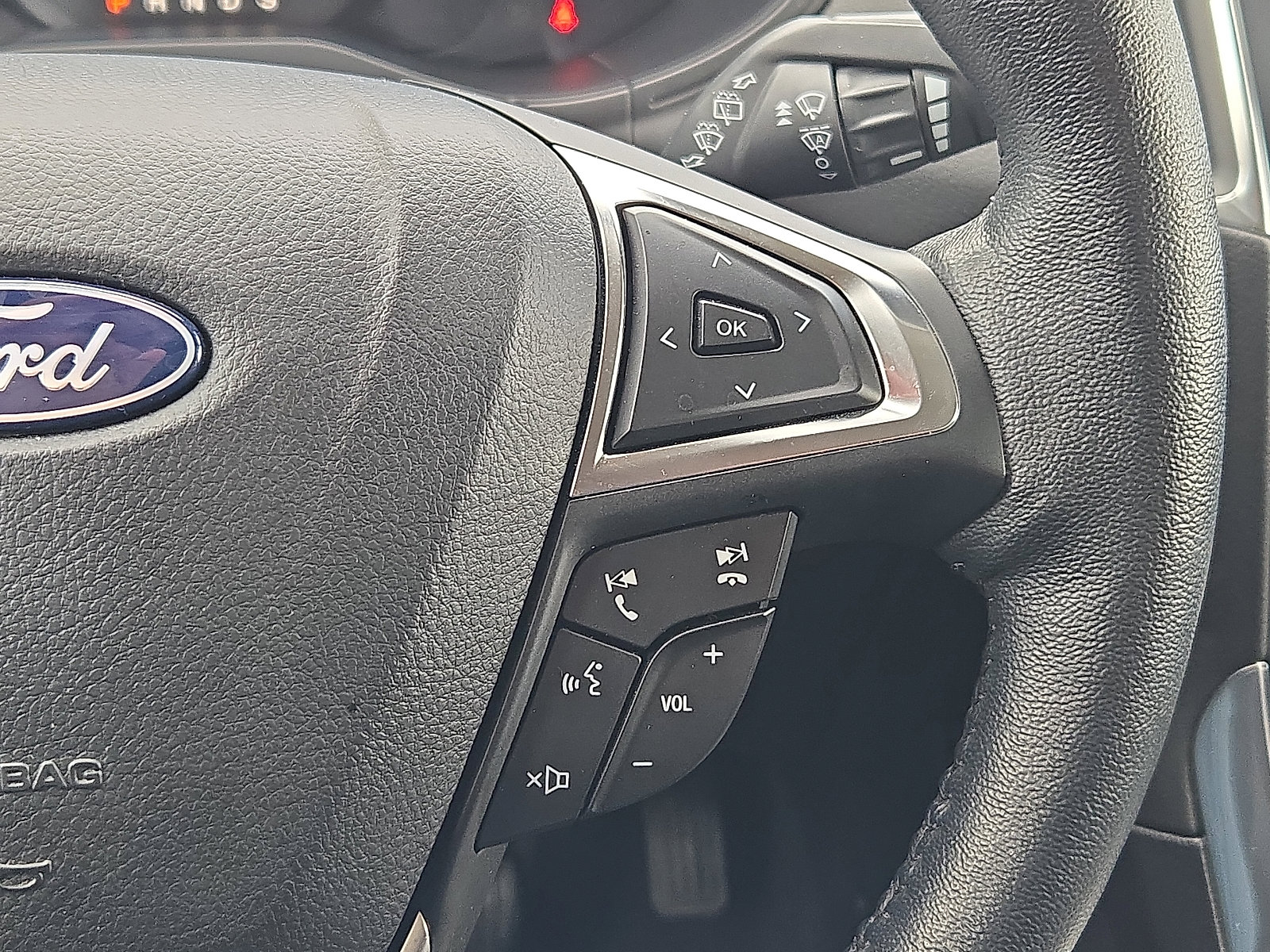 Certified 2024 Ford Edge Titanium w/ Equipment Group 301A image 24