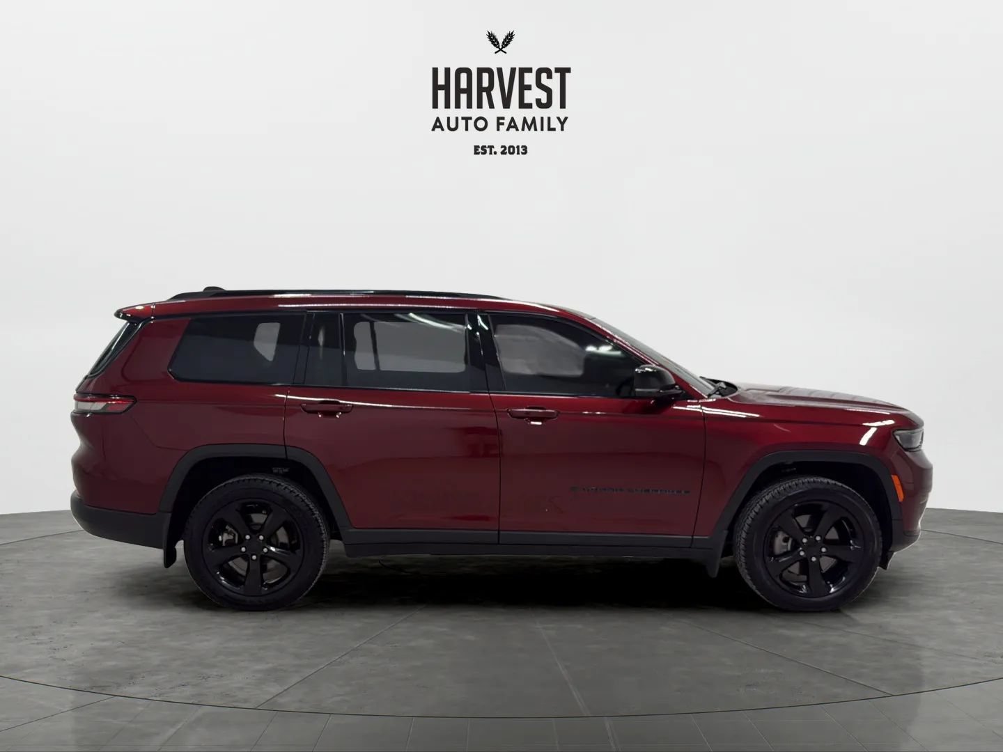Used 2023 Jeep Grand Cherokee L Laredo AWD/4WD image 8