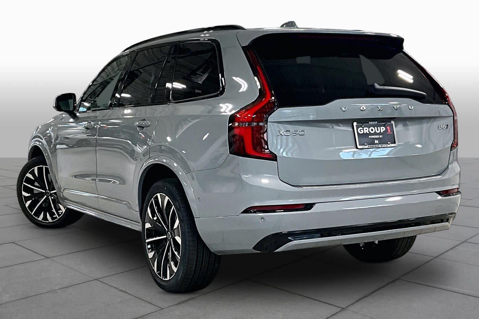 New 2026 Volvo XC90 B6 Ultra w/ Protection Package Premier AWD/4WD image 3