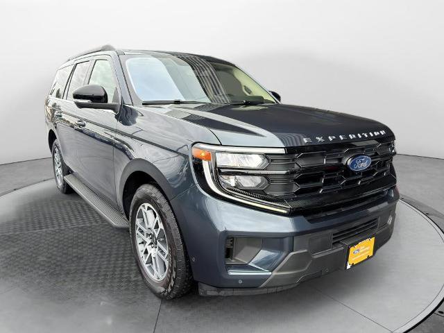 Certified 2025 Ford Expedition Active image 1