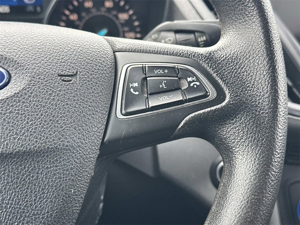 Used 2019 Ford Escape SE image 23