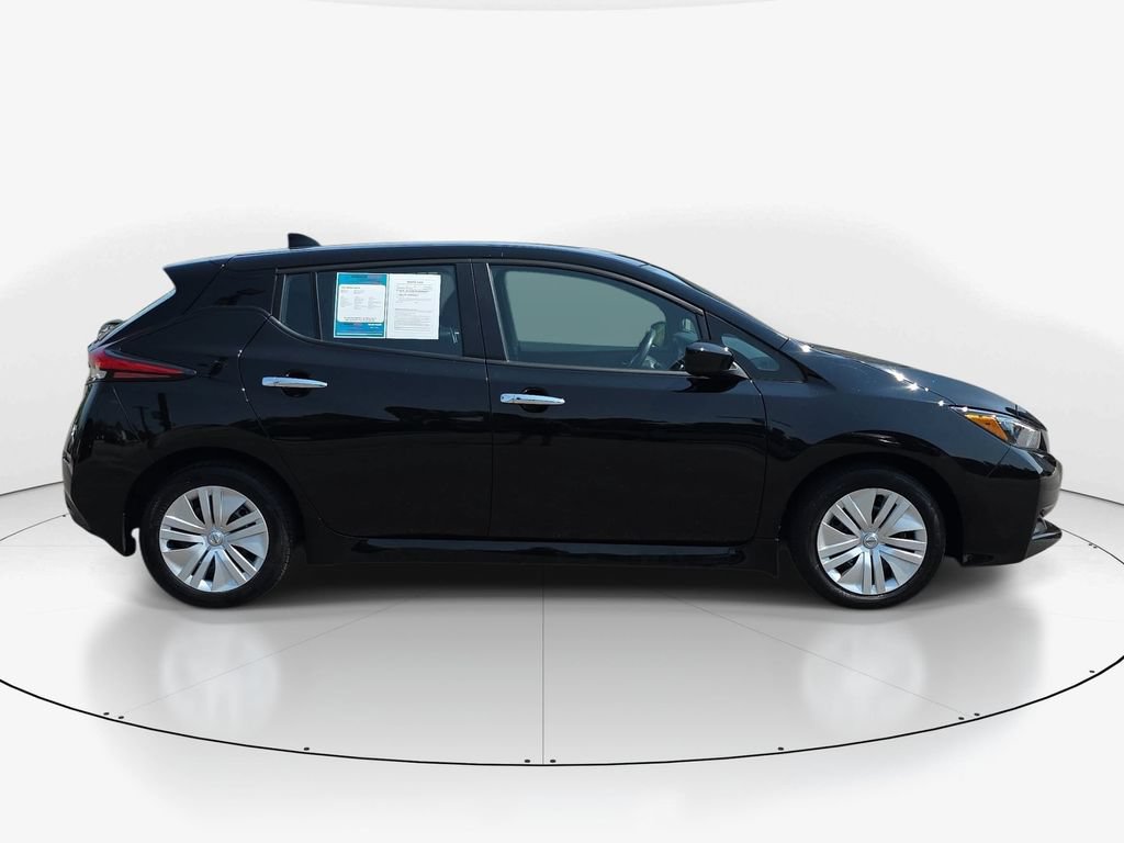 Used 2022 Nissan Leaf S FWD image 5