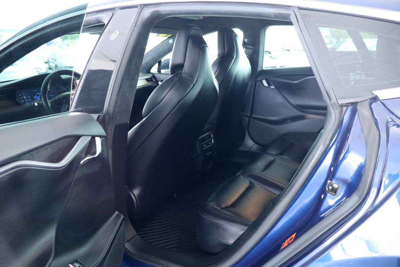 Used 2018 Tesla Model S 100D AWD/4WD image 29