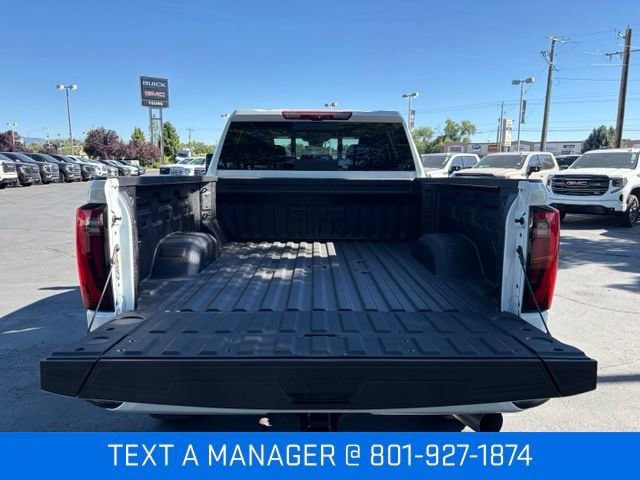 New 2026 GMC Sierra 3500 Denali w/ Denali Reserve Package AWD/4WD image 10