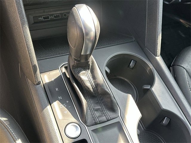 Used 2020 Volkswagen Atlas Cross Sport SE w/ Panoramic Sunroof Package image 14