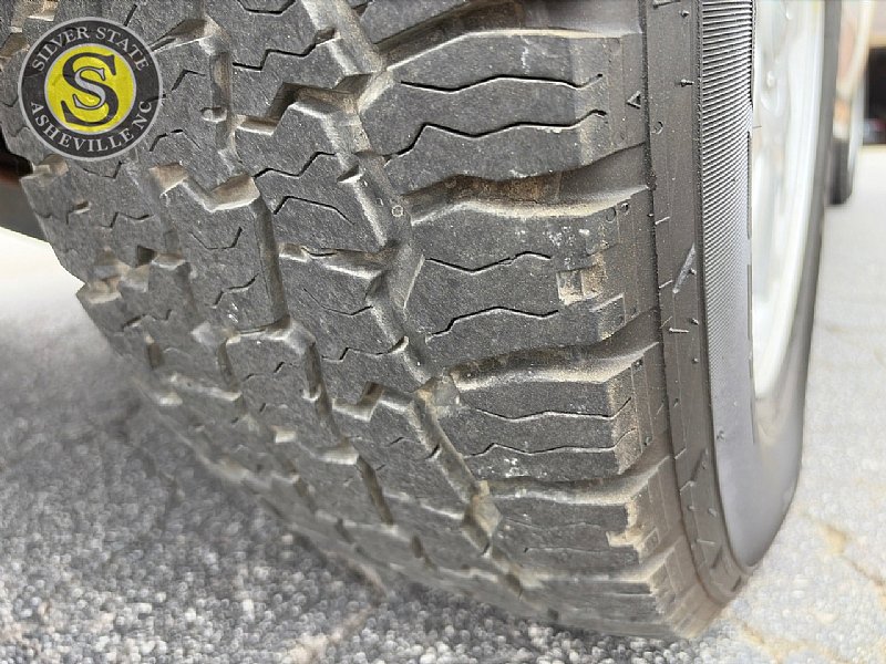 Used 2010 Ford Explorer Eddie Bauer AWD/4WD image 10