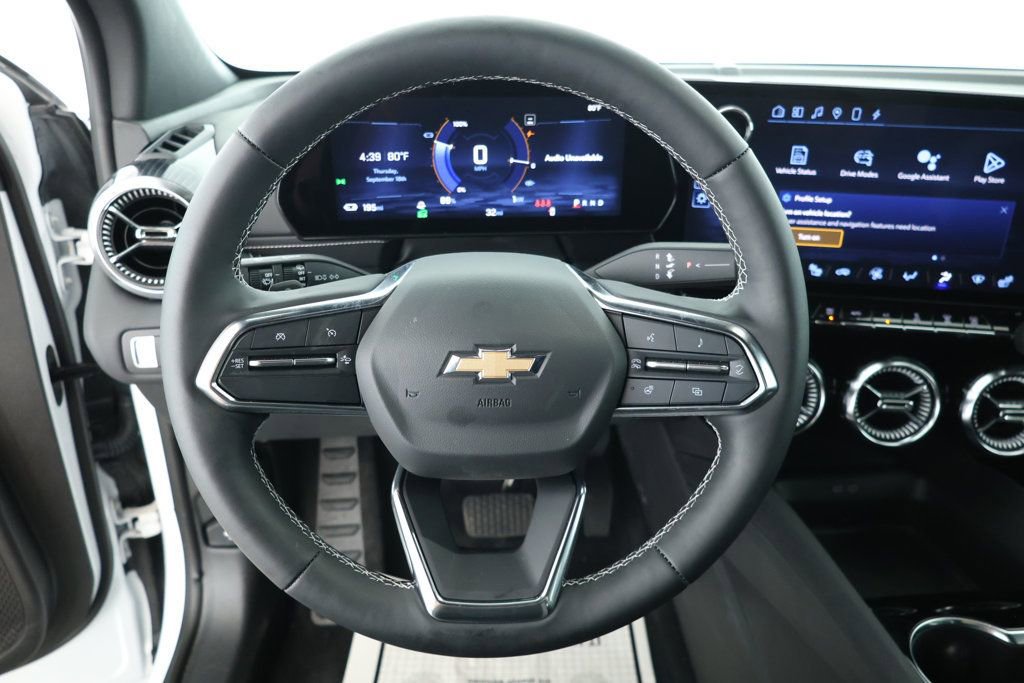 Used 2024 Chevrolet Blazer EV LT image 12