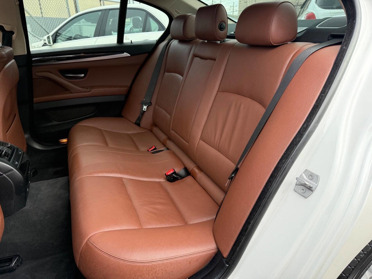 Used 2015 BMW 535i xDrive Sedan AWD/4WD image 12