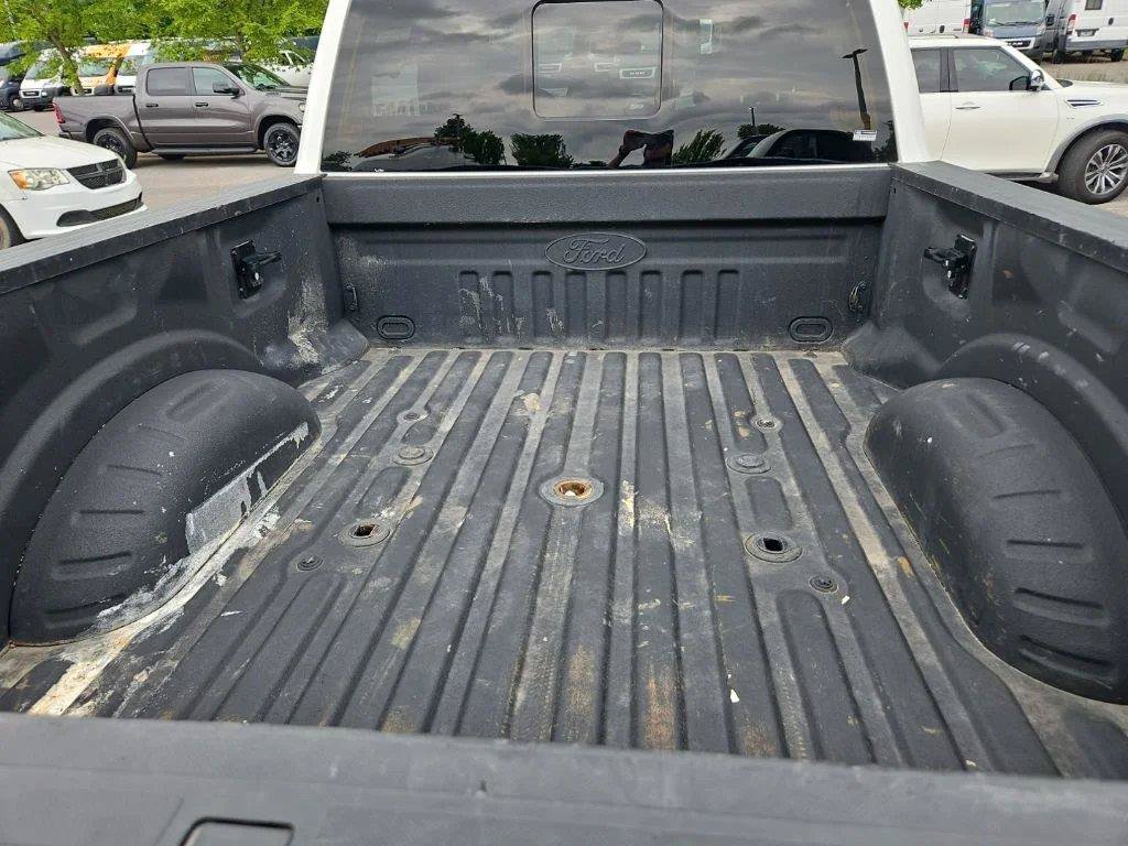 Used 2022 Ford F250 Lariat w/ Black Appearance Package AWD/4WD image 12