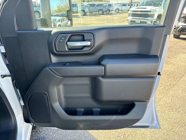 New 2025 Chevrolet Low Cab Forward 5500XD RWD image 33