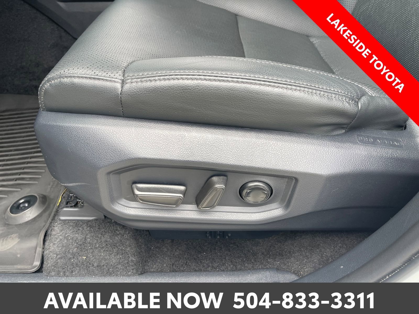 Used 2025 Toyota Tundra Limited AWD/4WD image 26
