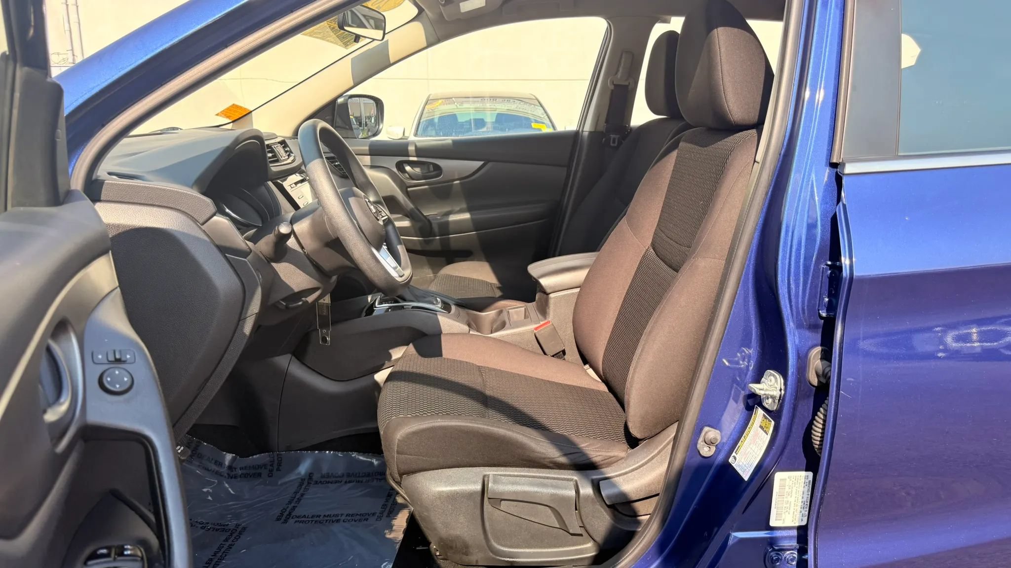Used 2018 Nissan Rogue Sport S AWD/4WD image 9