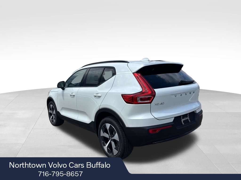 New 2026 Volvo XC40 B5 Core w/ Protection Package Premier AWD/4WD image 3